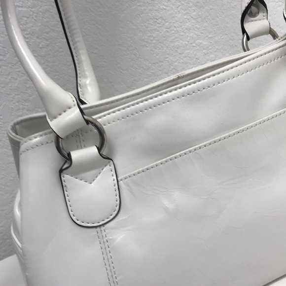 Giani Bernini White Purse - Picture 4 of 4